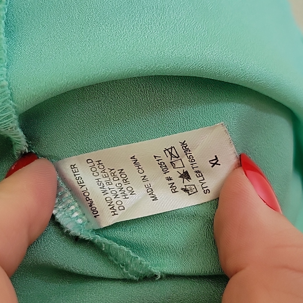 Turquoise Racerback Tunic Tank from Nordstrom - Picture 5 of 6